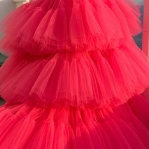 Meet your Posher, Stela